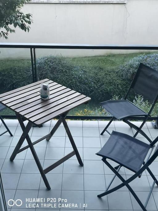Spacieux 3 Pieces Sur Jardin Ivry-sur-Seine Buitenkant foto